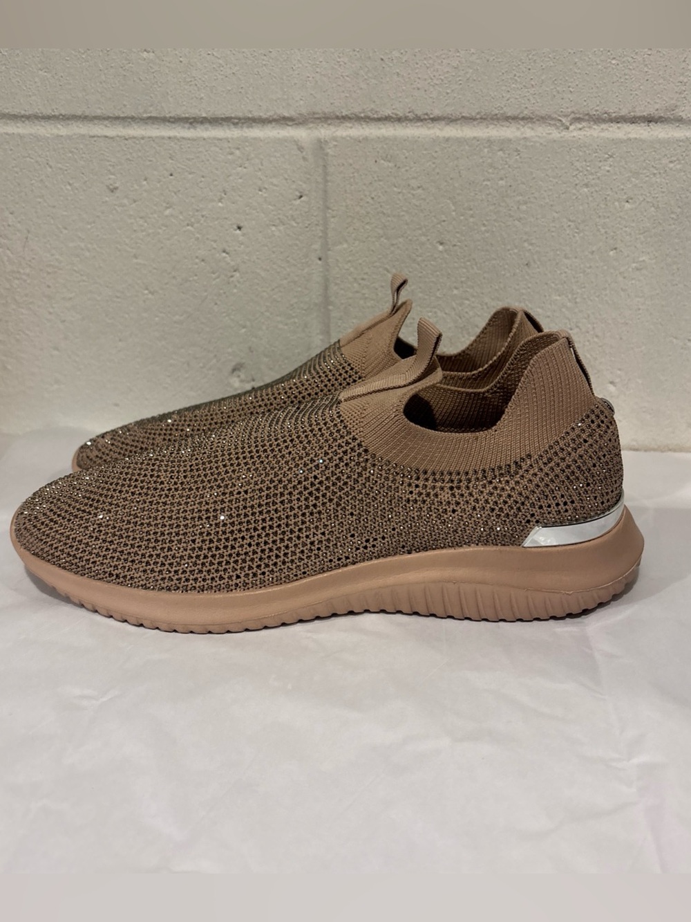 Anne Klein Myles casual shoes rose gold studded slip ons women’s 8.5 M - Picture 3 of 9